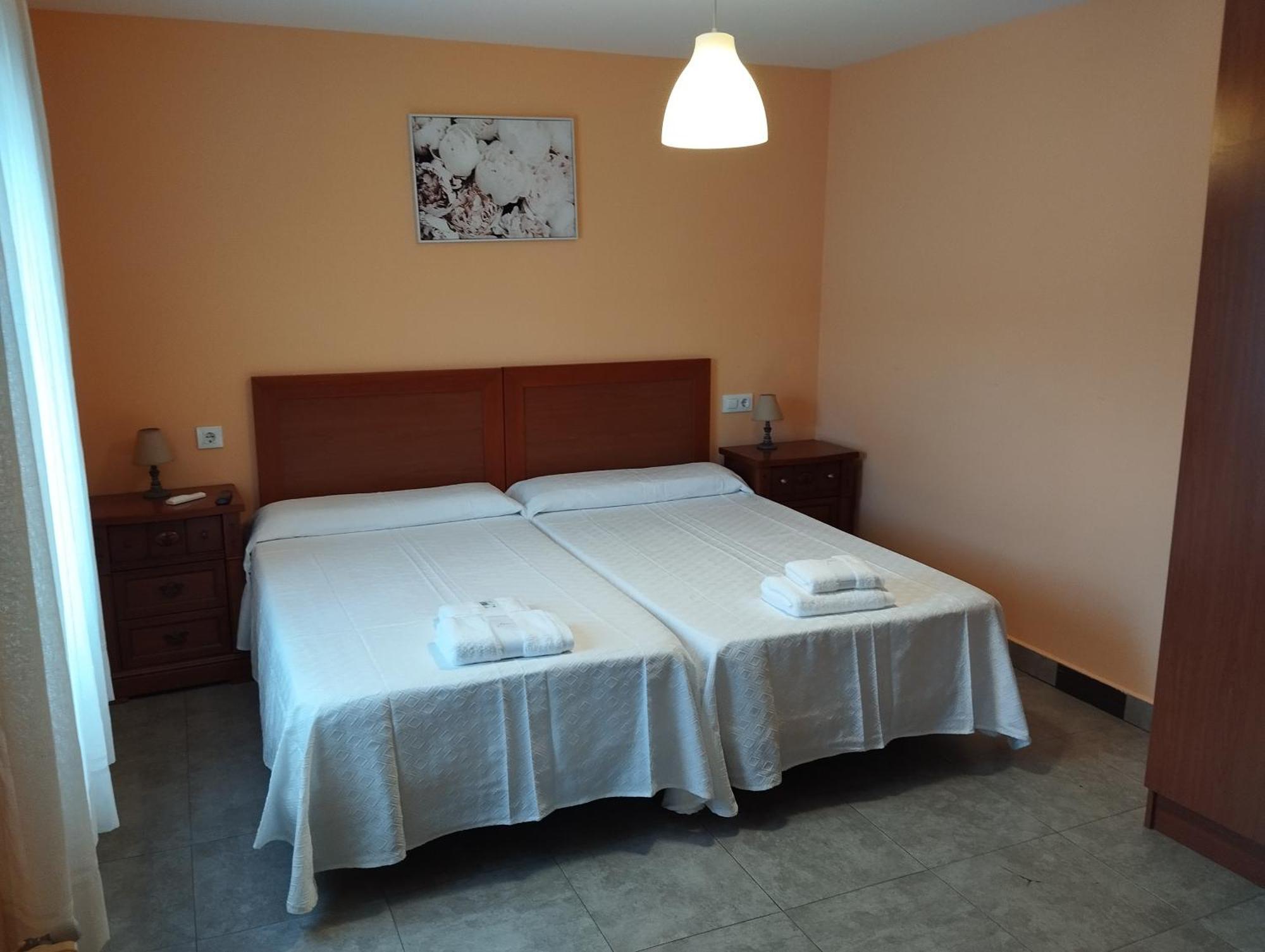 Hostal Bordillas Pomaluengo Екстериор снимка