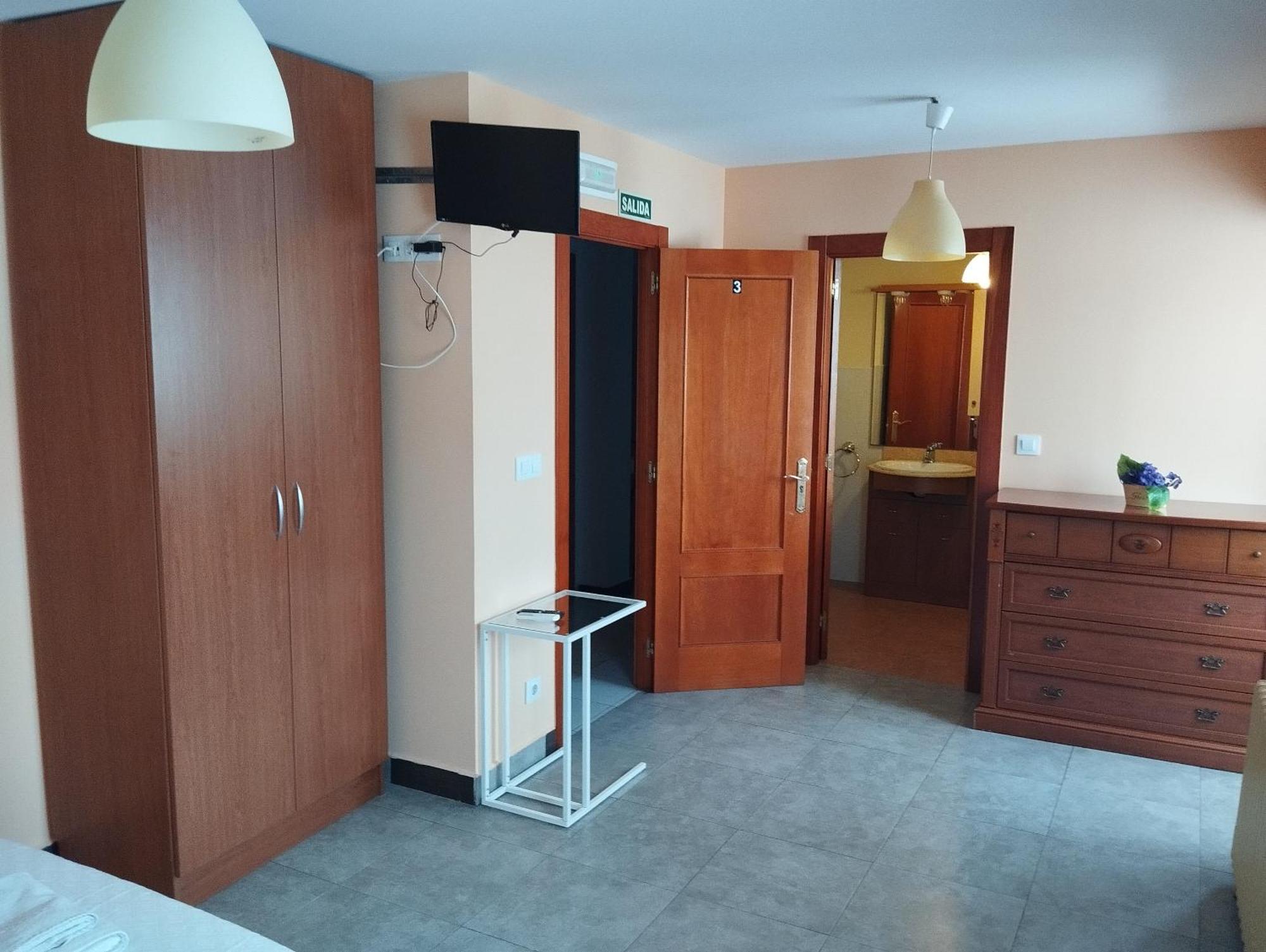 Hostal Bordillas Pomaluengo Екстериор снимка